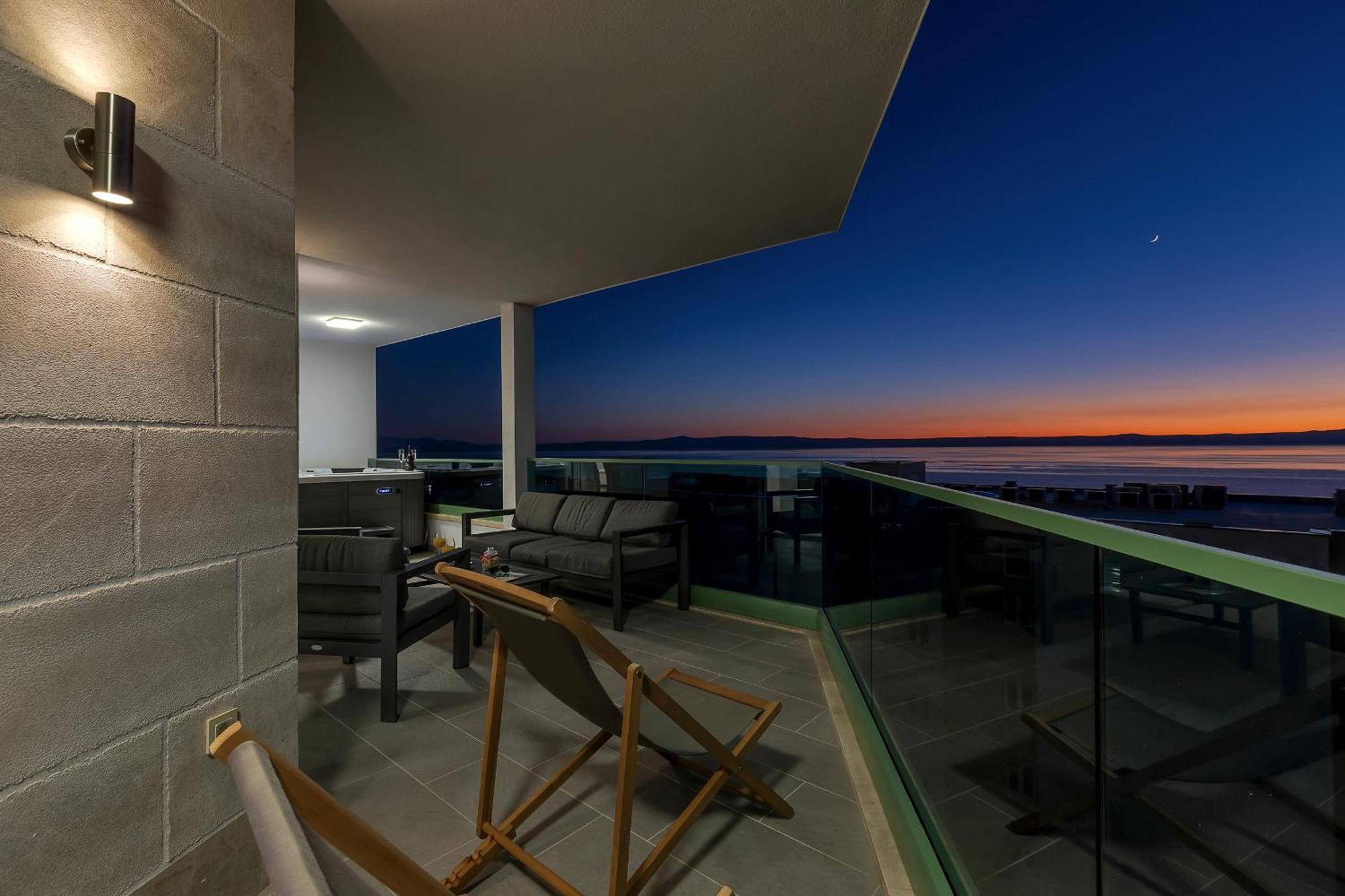 Apartmán Exclusive Penthouse Big Blue With Private Jacuzzi Makarská Exteriér fotografie