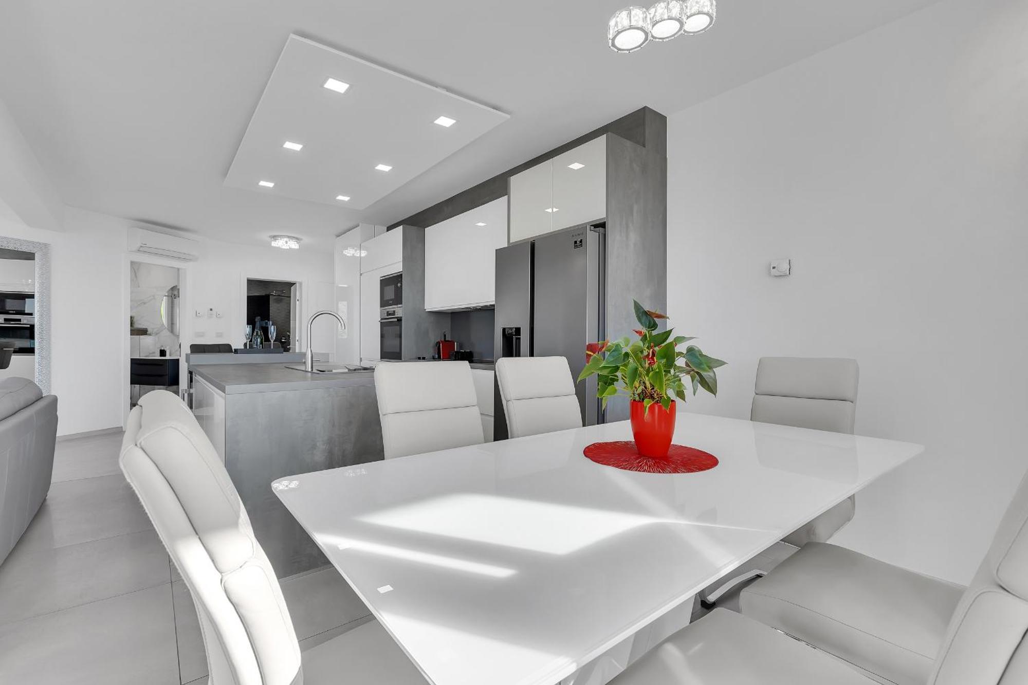 Apartmán Exclusive Penthouse Big Blue With Private Jacuzzi Makarská Exteriér fotografie
